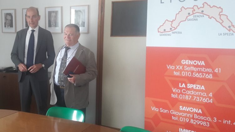 blocco-sfratti-nasini-spaziani-testa-genova